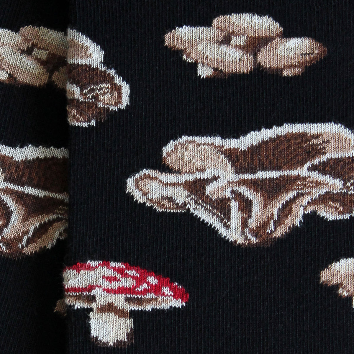 Chaussettes coton noir champignons