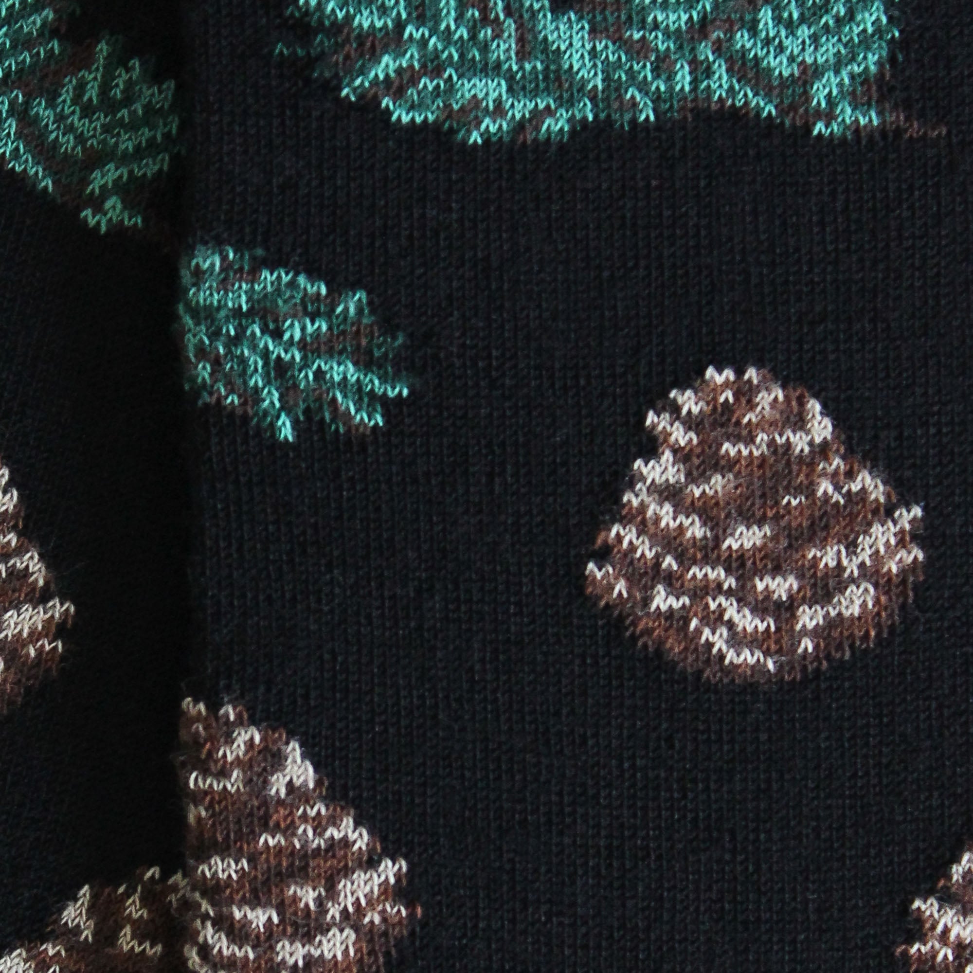 Chaussettes laine noir pommes de pin