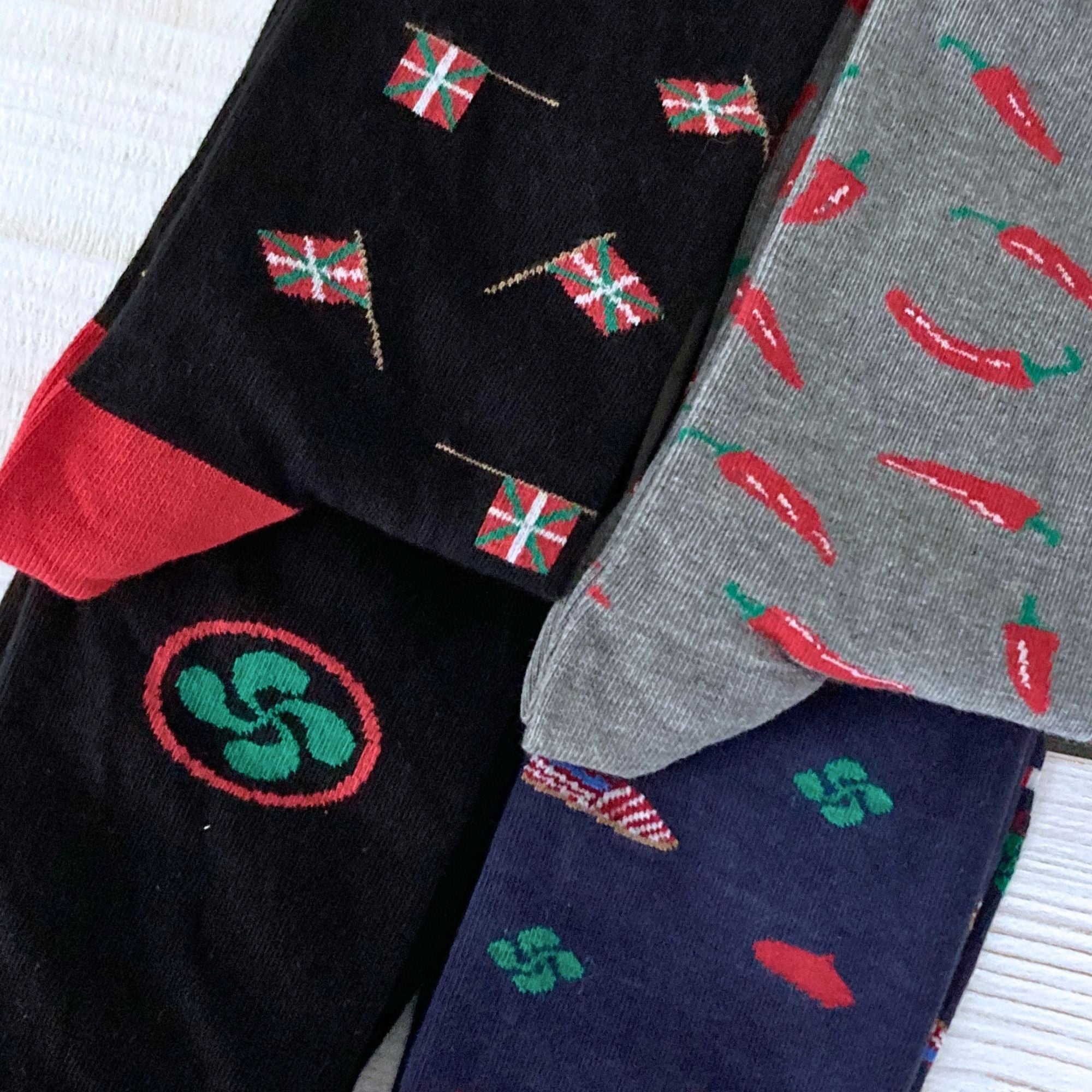 Chaussettes coton gris piment d’Espelette homme