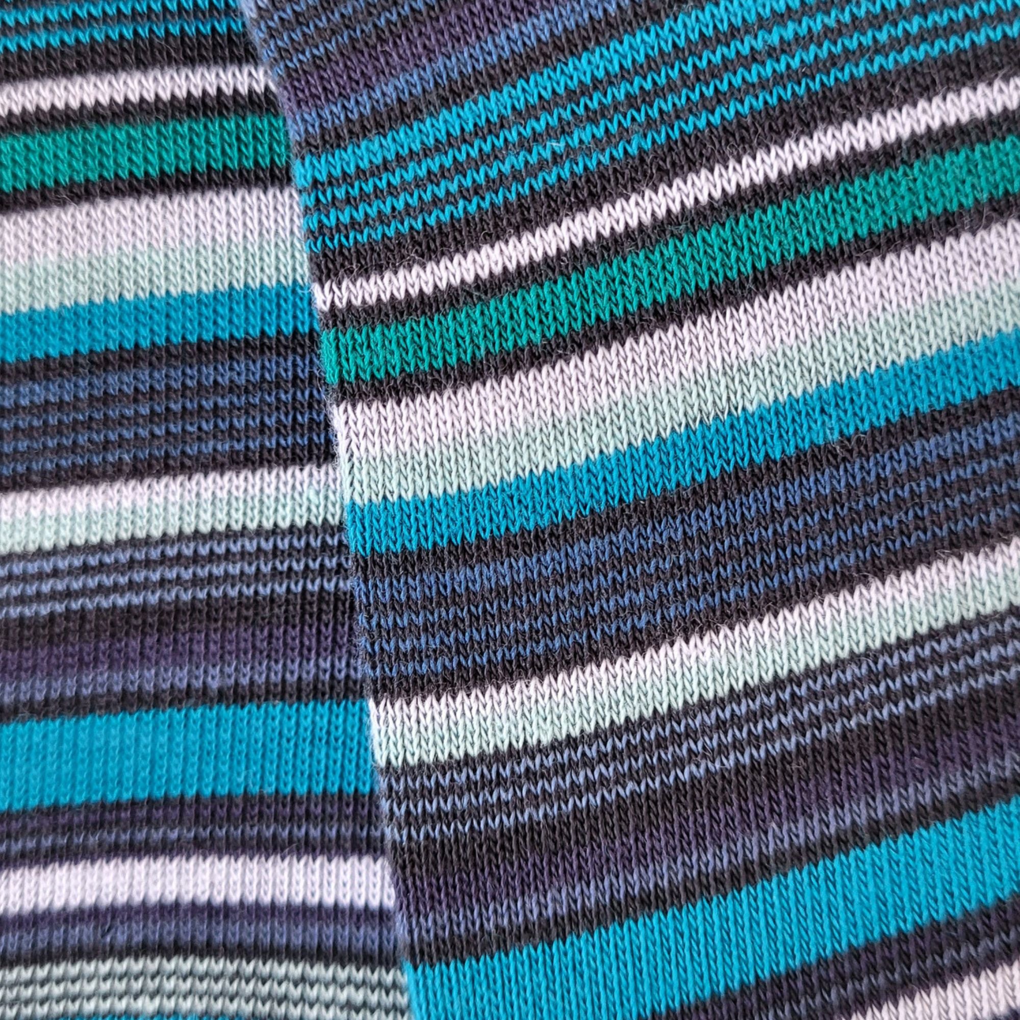 Mini-socquettes bleu marine à rayures