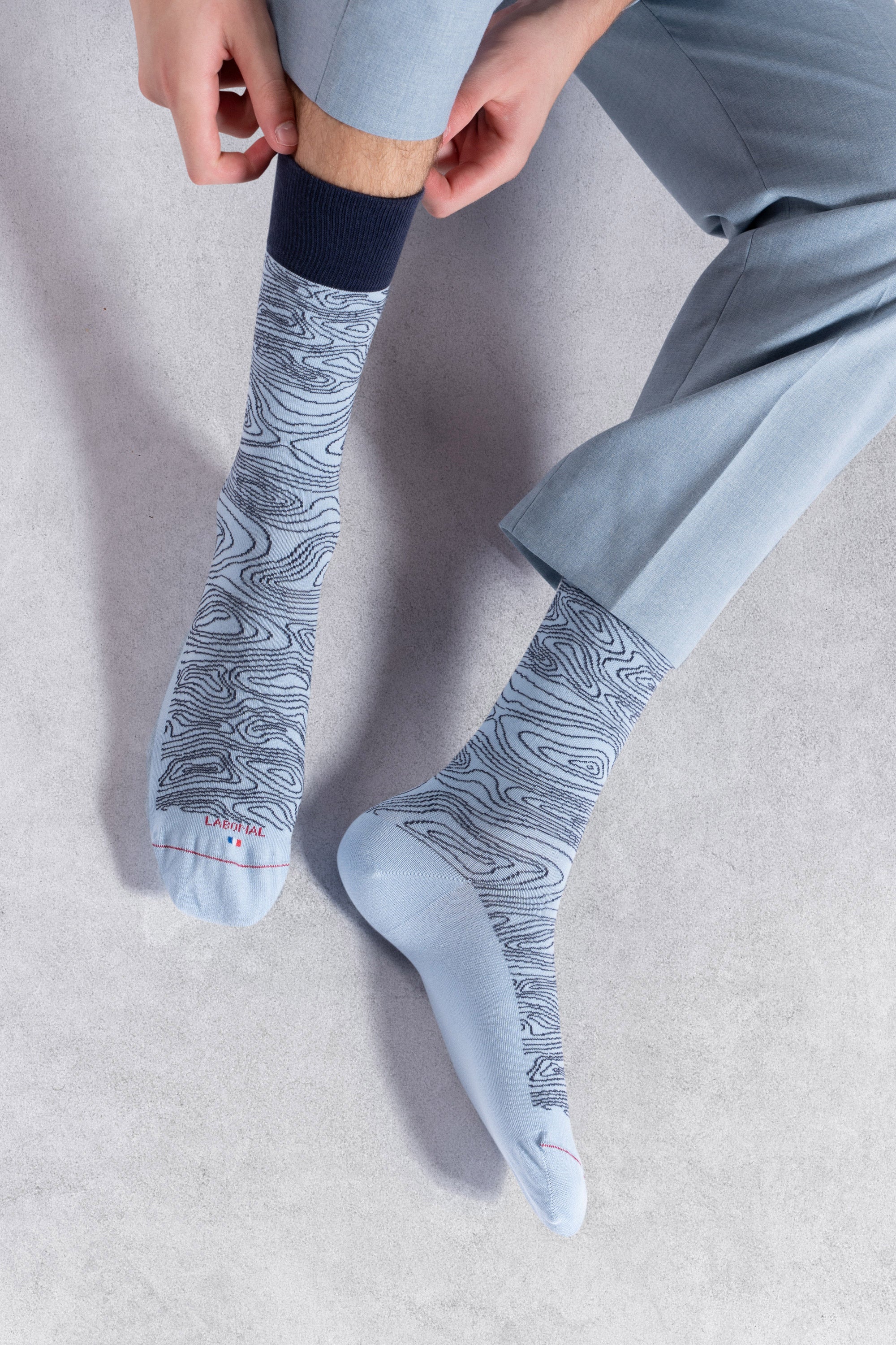 Chaussettes en coton Bleu clair - Motif carte topographique
