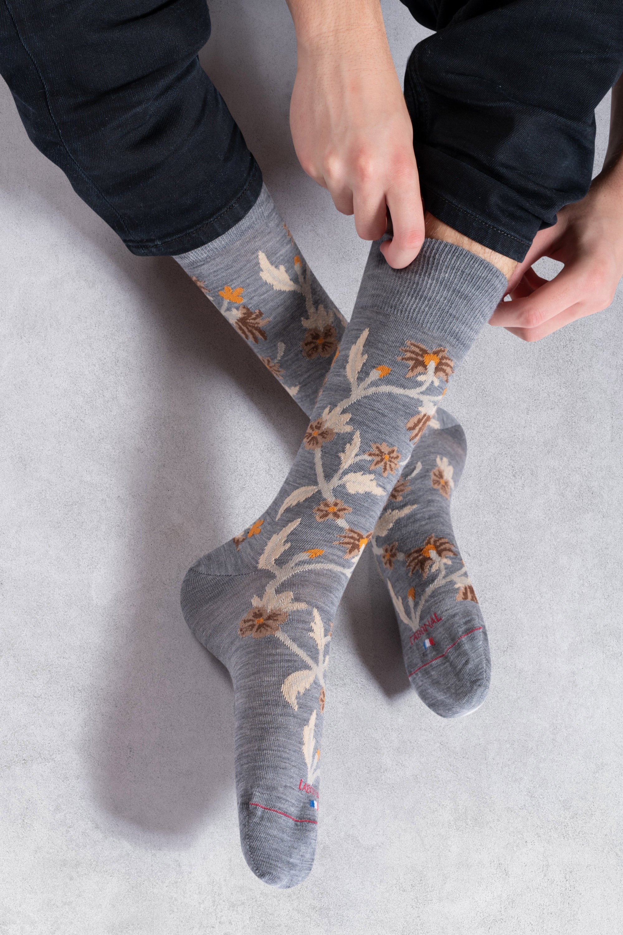 Chaussettes en laine mérinos Gris fer - Motifs fleurs