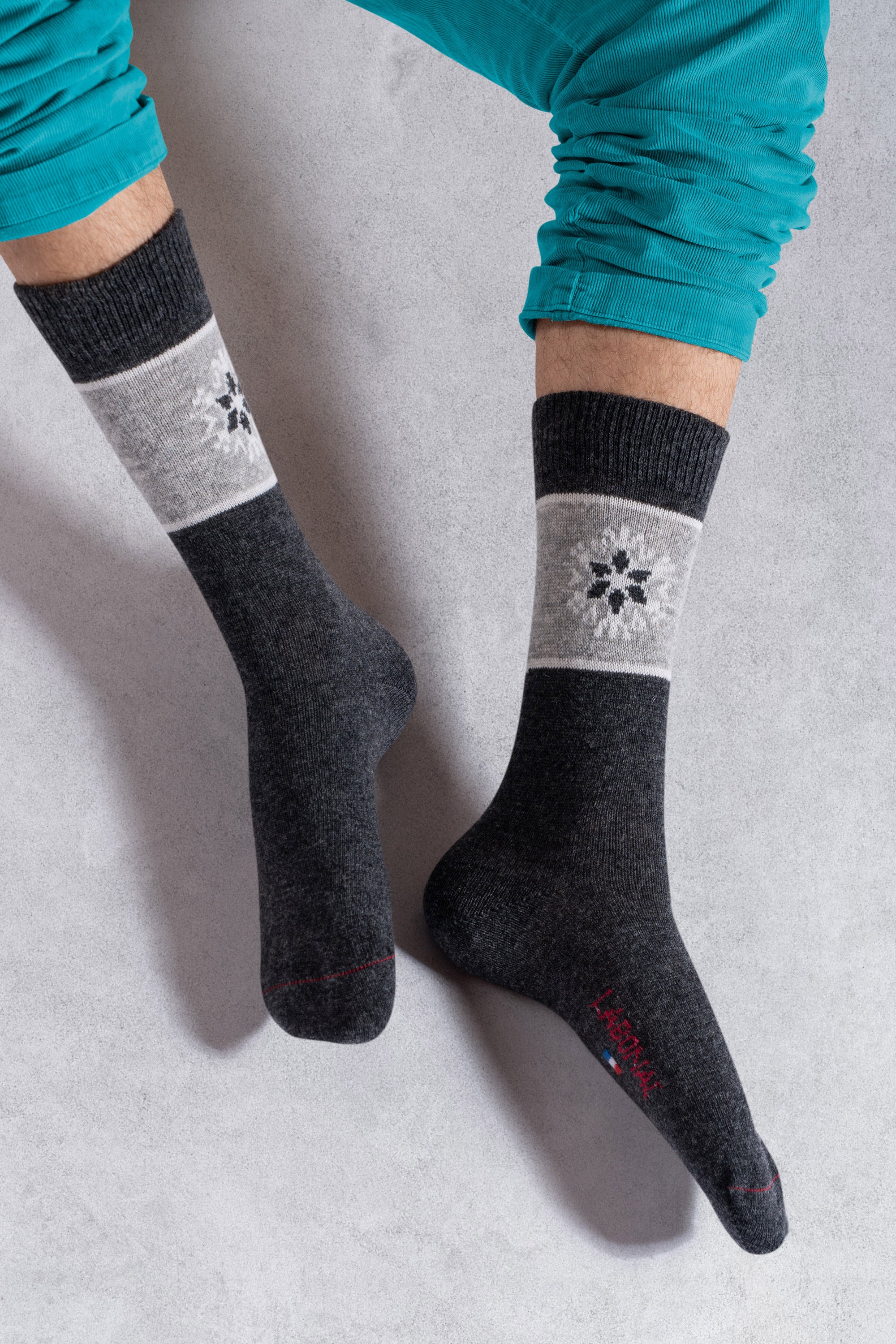 Chaussettes en laine et cachemire Anthracite - Motif bandeau flocon