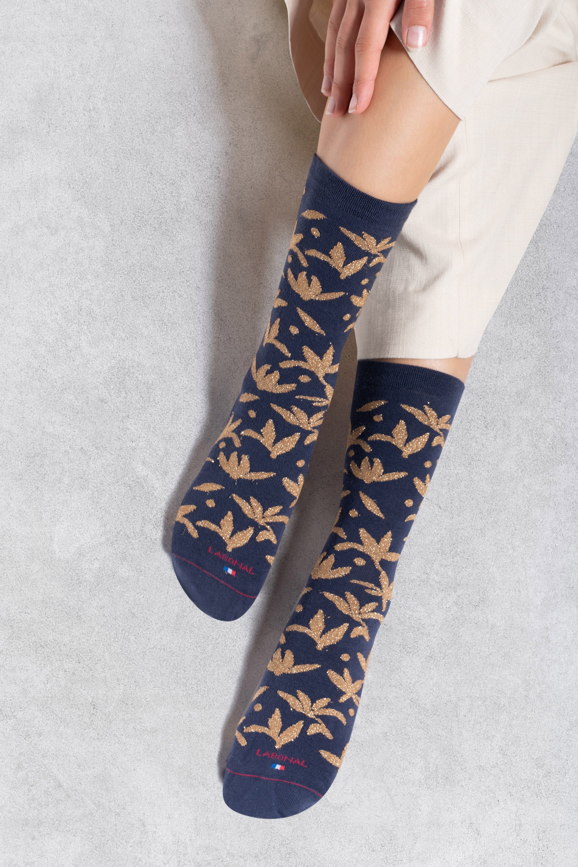 Chaussettes en coton Marine - Motifs fleurs brillantes