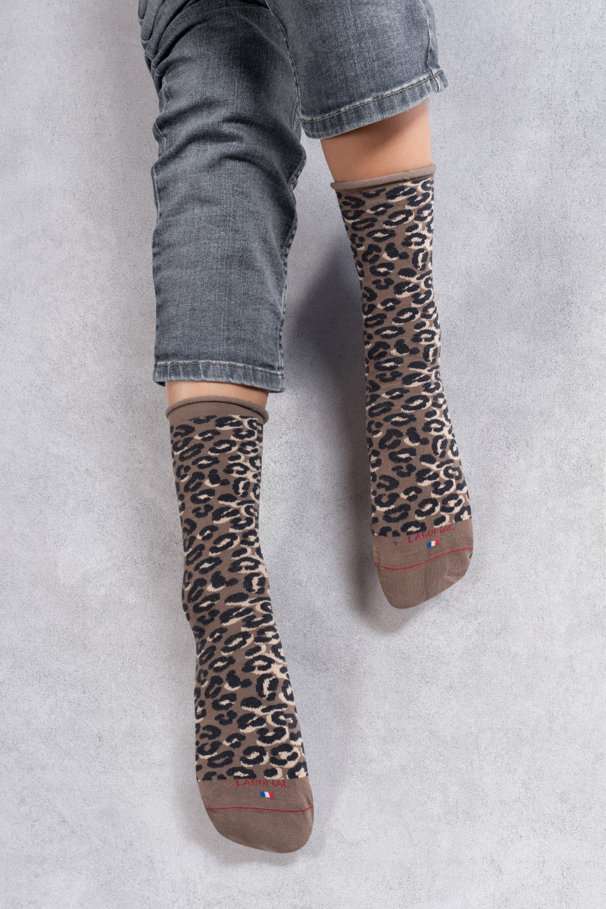 Chaussettes en coton roulottées Beige - Effet peau de bête