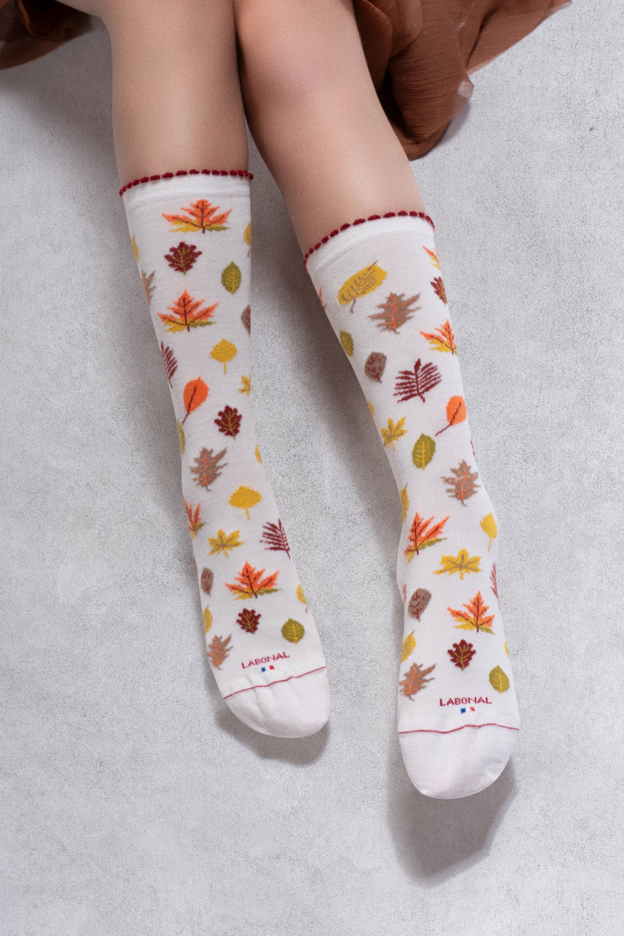 Chaussettes en laine mérinos Blanc - Motifs feuilles d'automne