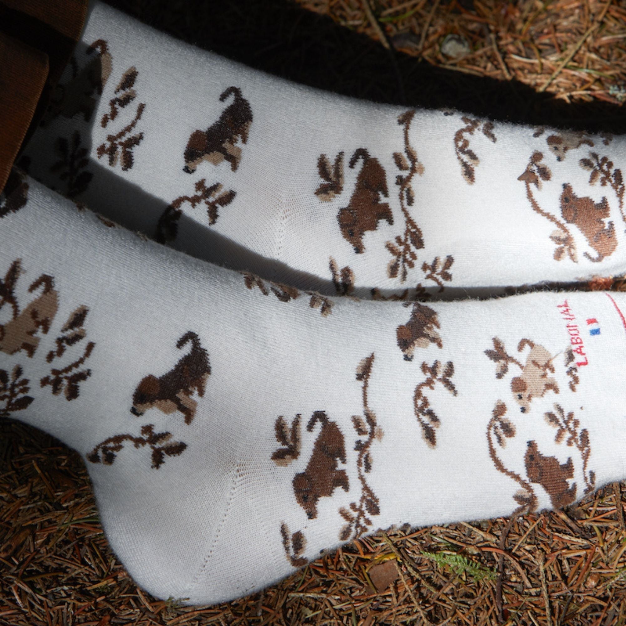 Chaussettes écru motif chiens