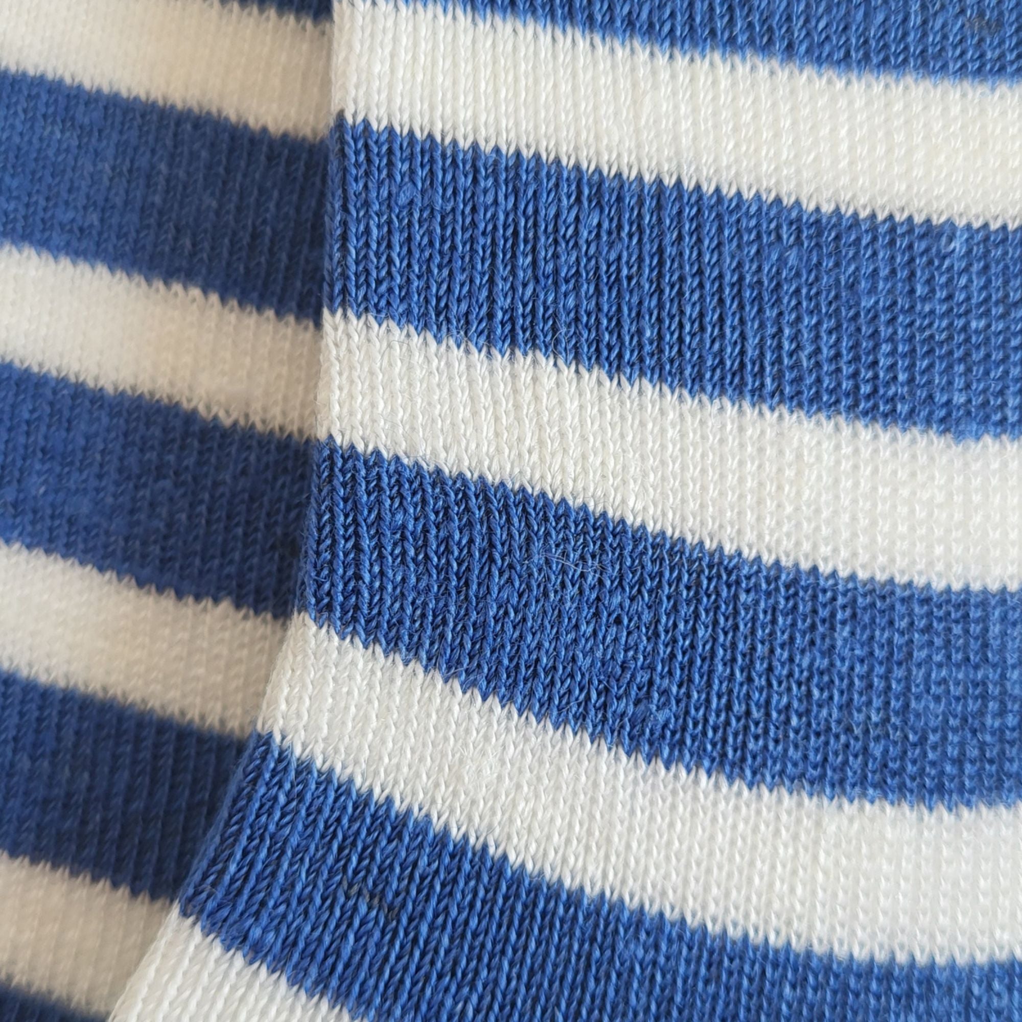 Chaussettes en lin rayé bleu blanc homme