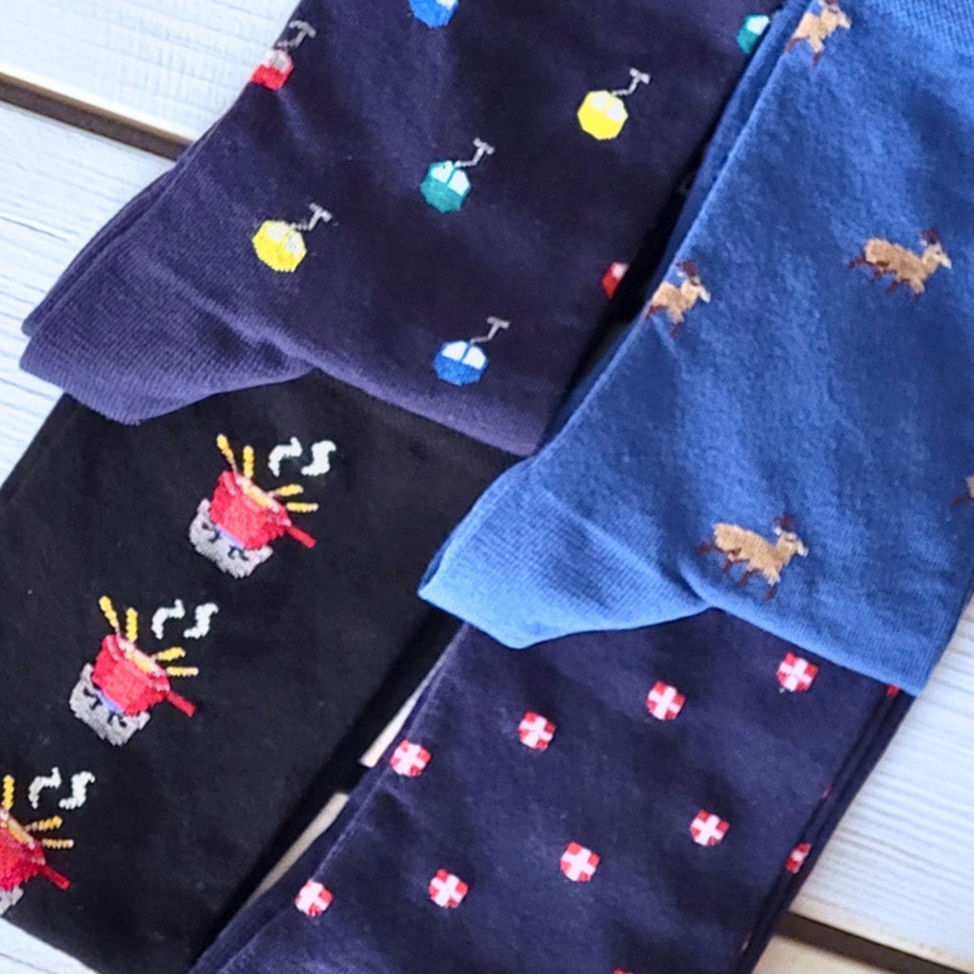 Chaussettes coton marine croix de savoie femme