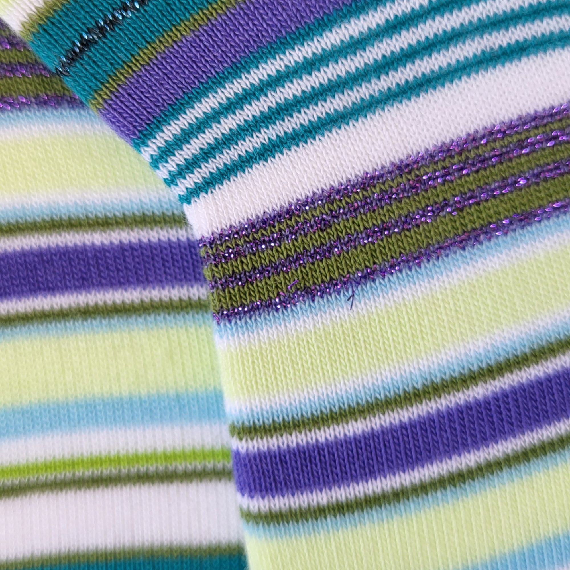 Mini-socquettes vertes à rayures
